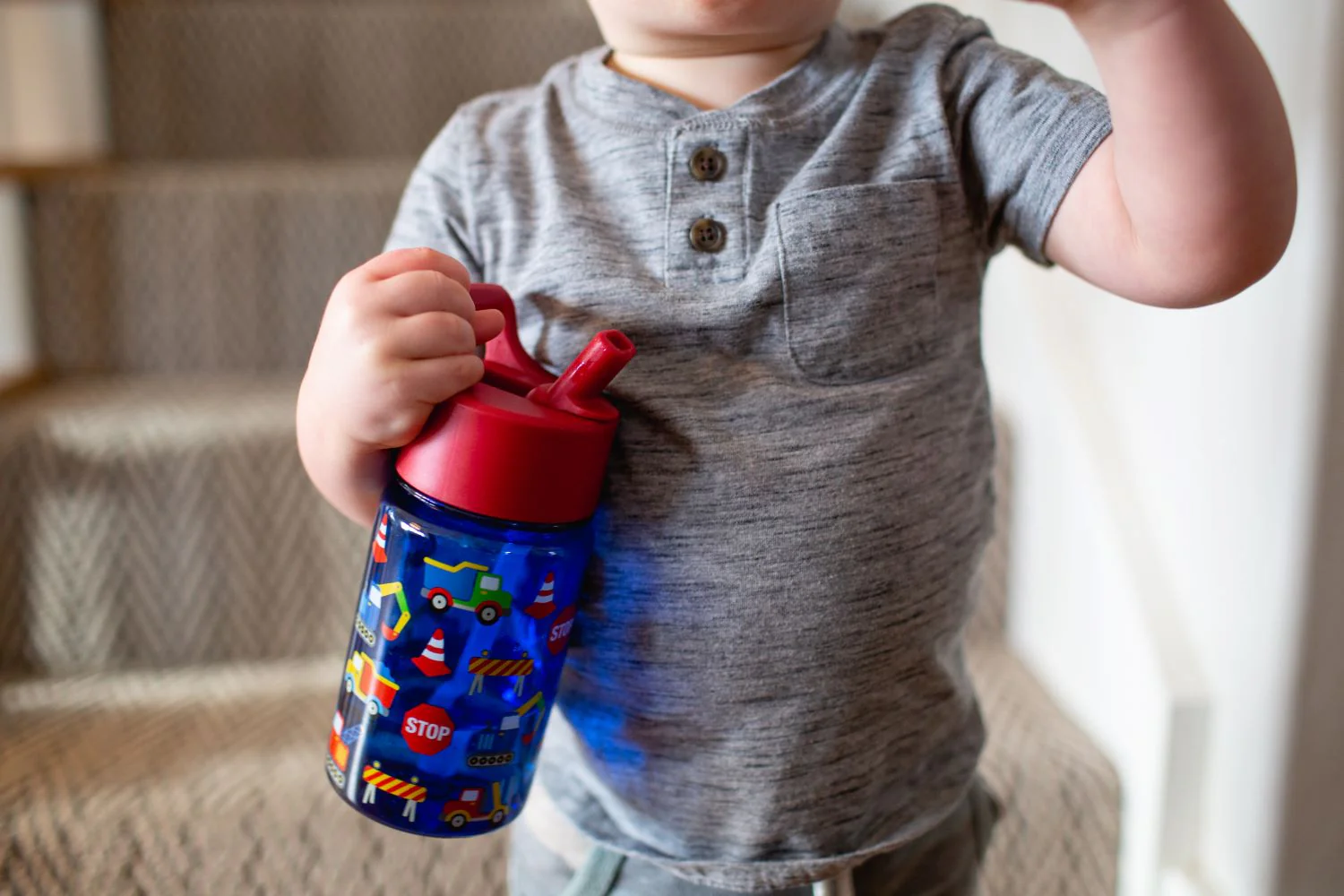 Summit Kids Plastic Water Bottle with Straw Lid - Image 3